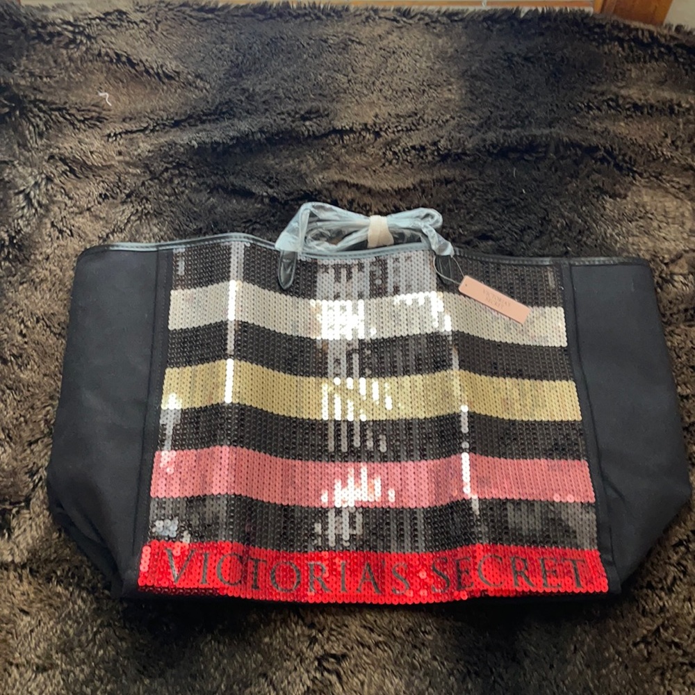 NWT-Victoria’s Secret Sequined Tote-HOT!